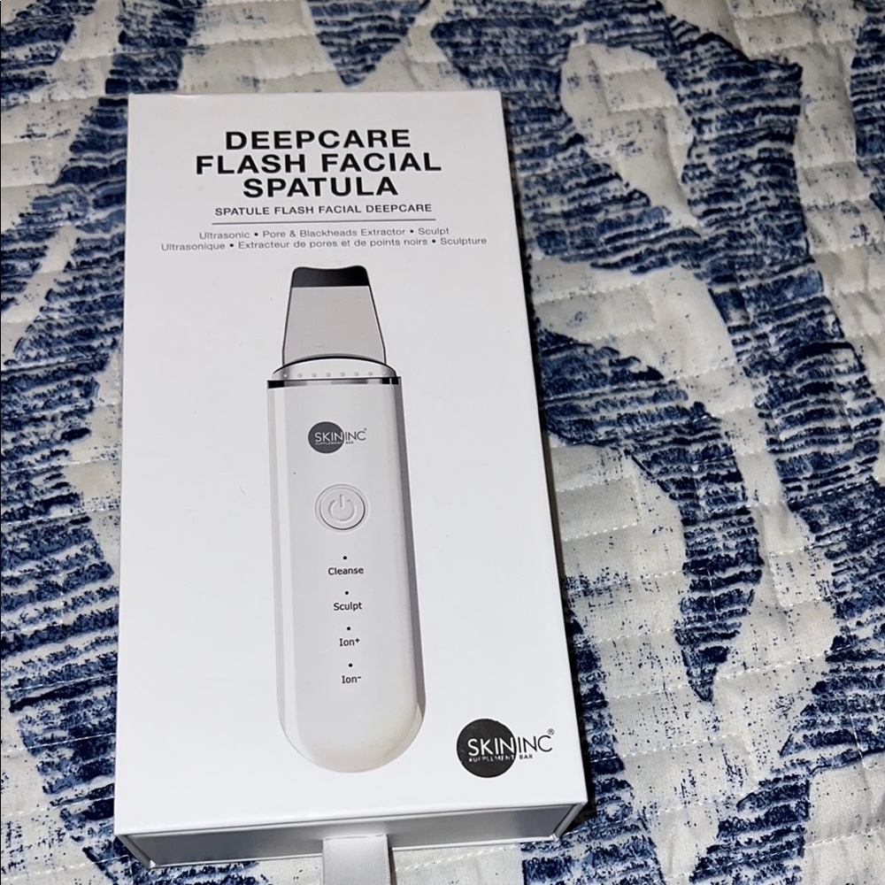 Skin Inc White Deepcare Flash Facial Spatula